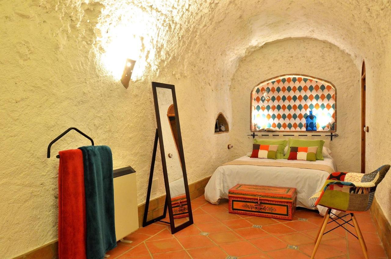 House&Cave Parking And Terrace, In The City Grenada Zewnętrze zdjęcie