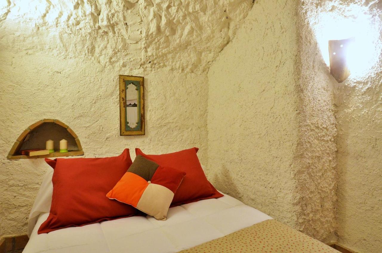 House&Cave Parking And Terrace, In The City Grenada Zewnętrze zdjęcie