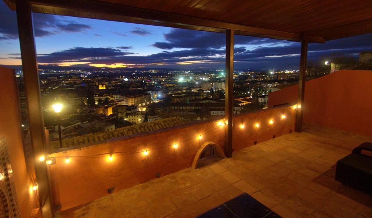 House&Cave Parking And Terrace, In The City Grenada Zewnętrze zdjęcie